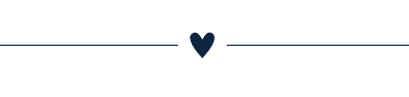 ligne interrompue avec au centre un coeur bleu oxford