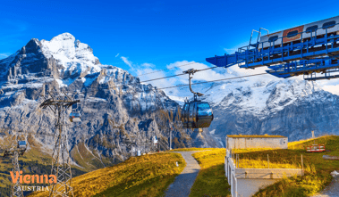 a cable car is shown in this picture