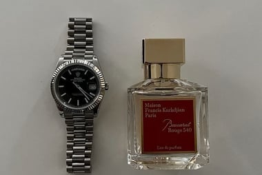 Jam dan Parfum