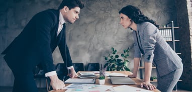 Exemple de résolution de conflit au travail : problème de communication entre collègues