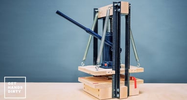 A DIY hydraulic press for paper out of an hydraulic jack