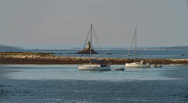 Vue des Glénan, dans le guide de tourisme nautique