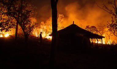 photoreportage-zambie-incendie-couleur