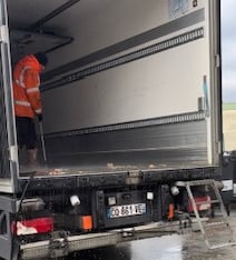 Lavage intérieur et extérieur du camion