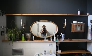 DIELEREI BADEZIMMER WANDVERKLEIDUNG SCHWARZ