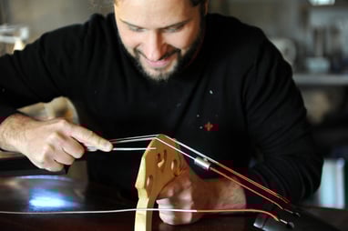 Richard Gonon, Luthier