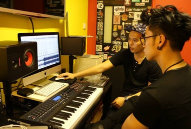 E-TracX DJ School Student Derrick Motif Wukong Music Production Ableton