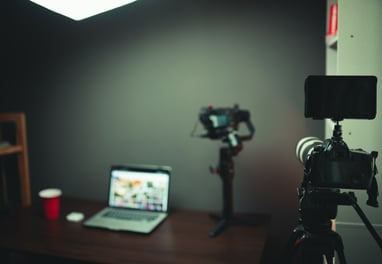 streaming facebook youtube instagram tiktok