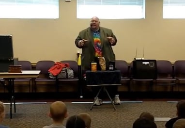 Doodad the Funny Las Vegas Kids Magician Performs at a Library Show