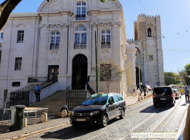 Cathedral of Sé, basking in the sunlight is a great attraction on 🚋 28 Lisbon route
