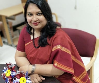 a woman in a red sari sari sari sari sari sar