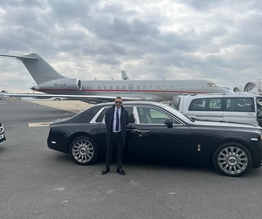 Rolls Royce To Hire Luxury Chauffeur Service | Smart City Prestige
