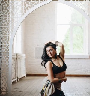 Belly dancer