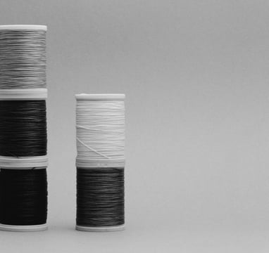 Luxury linen thread for hand sewing leather