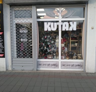 Kutak Stara Pazova izlog prodavnice