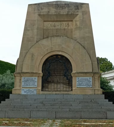 War memorial, Clermont l'Hérault