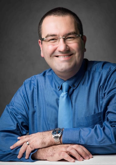 Click to view Nassim's profile over LinkedIn