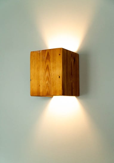 DIELEREI Wandlampe aus alten Dielen