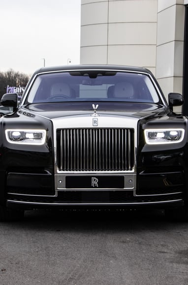 Rolls Royce To Hire Chauffeur Service | Smart City Prestige | Airport Transfers