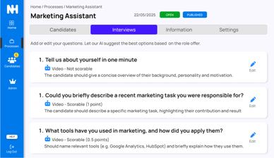 Interview panel showing AI-generated questions and scoring criteria.