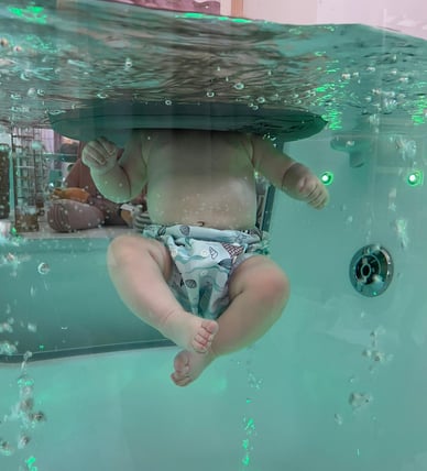 Baby spa bébé hydrothérapie solution naturelle RGO constipation coliques détente Toulouse