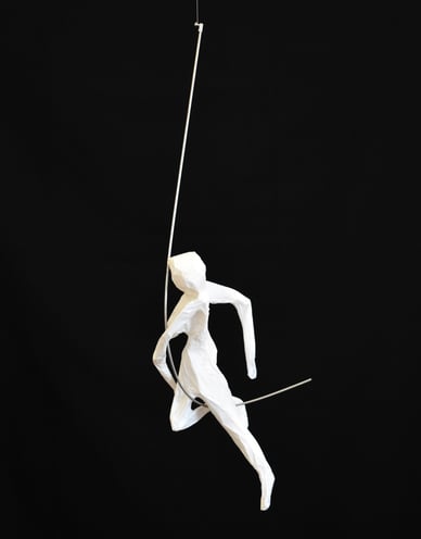 mobile sculpture papier personnage mouvement