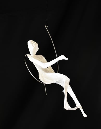 mobile sculpture papier personnage mouvement