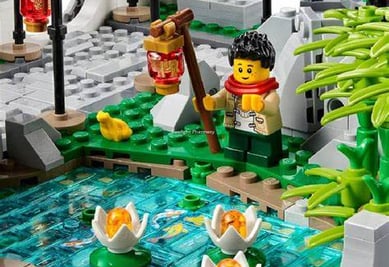 LEGO SPRING LANTERN