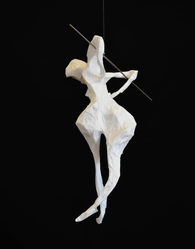 mobile sculpture papier personnage mouvement