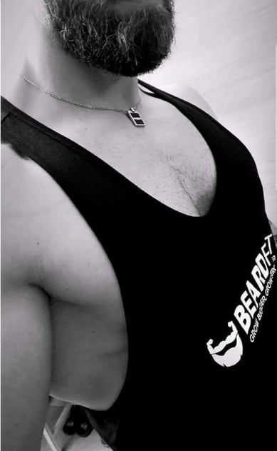 Bearded man with the BEARDFIT LEGACY TANK
