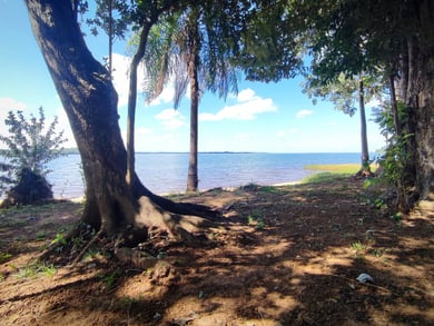 El Parque Paraná befindet sich in privilegierter Lage direkt am Río Paraná