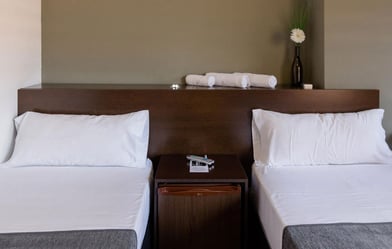 Habitación para dos personas con baño privado en el centro de Logroño