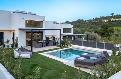 Private pool, private pergola, private garden, privacy, luxury