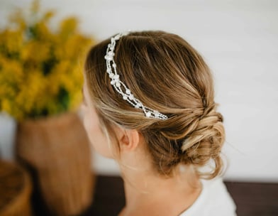 Beautiful wedding updo, hairstyle inspiration for short hair