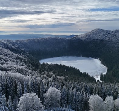 alt="lacul sfanta ana" 