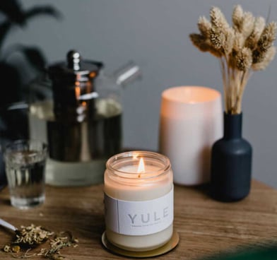 YULES CENTED CANDLE