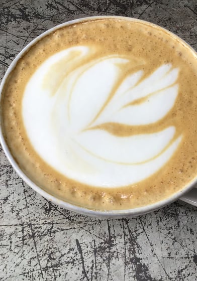 Kaffee mit Latteart