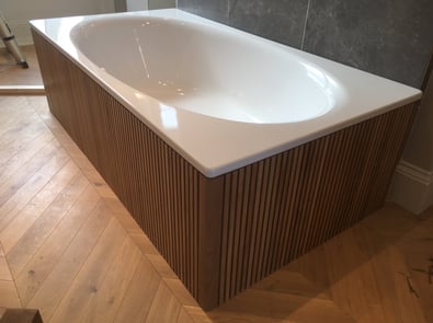 oak paneling bath bathtub paneling