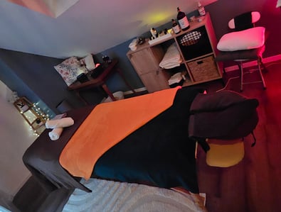 table de massage avec drapping