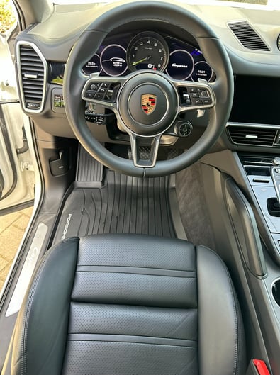 colmar, lavage auto, Porsche, detailing, Fréland, nettoyage auto, polissage, lustrage