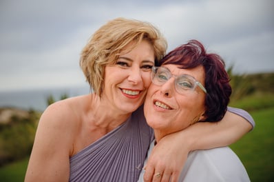 Friends smiling at Social Event at the Praia D'El Rey Marriott Golf & Beach Resort