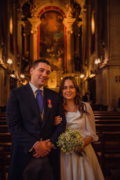 Wedded Couple portrait at Igreja São Francisco Porto