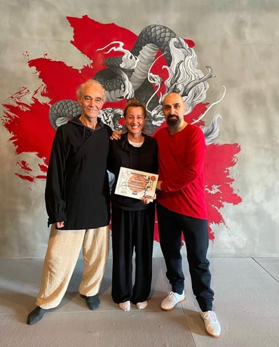 Esat Ataç, İpek Özkan and İsmet Himmet with certificate