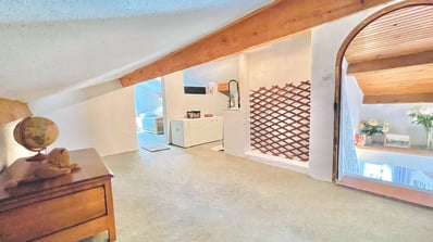 Chambre d'amis confortable grand angle Photographe immobilier 83