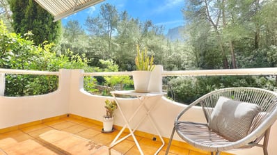 Terrasse ombragée près de la pinède visite virtuelle 360° extérieure