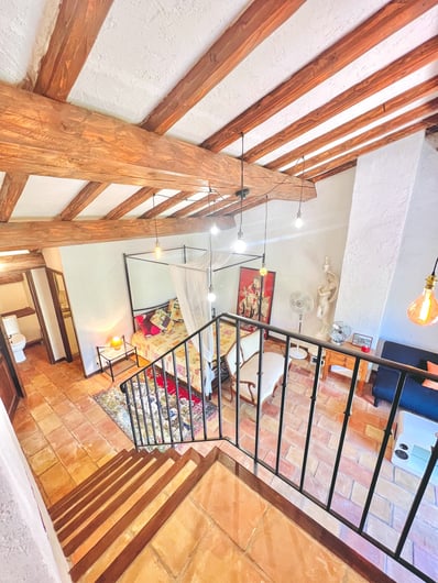 Chambre confortable vue jardin villa Var Photographe immobilier 83