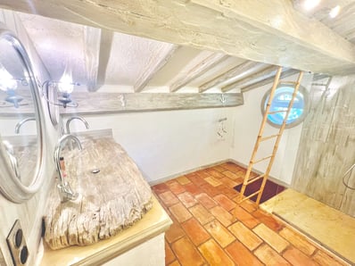 Salle de bain moderne villa Puget-sur-Argens Photographe immobilier Toulon