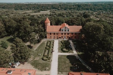 Vestuvių fotografas- reportažinė vestuvių fotosesija