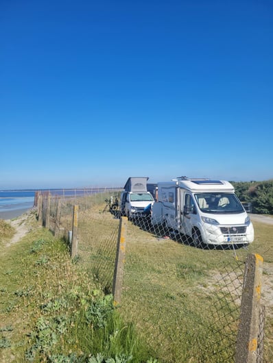 emplacemetn vue mer camping la Grée Penvins