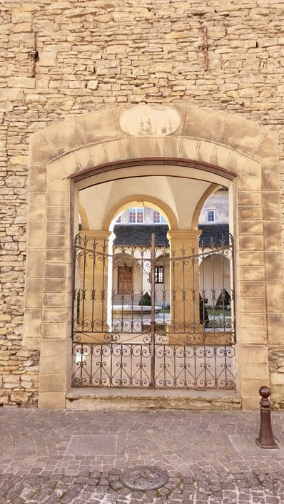 le couvent des augustin de crémieu en France